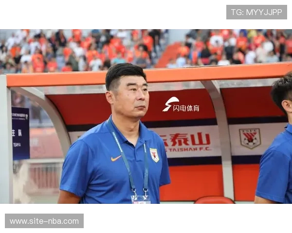 山东泰山代理主帅韩鹏迎战上海海港少帅 对决备受关注 山东泰山代理主帅韩鹏迎战上海海港少帅 对决备受关注