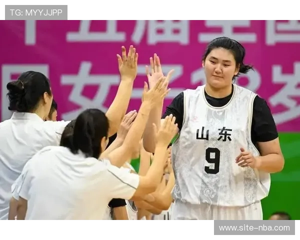 张子宇完成WCBA首秀，“小巨人”引关注